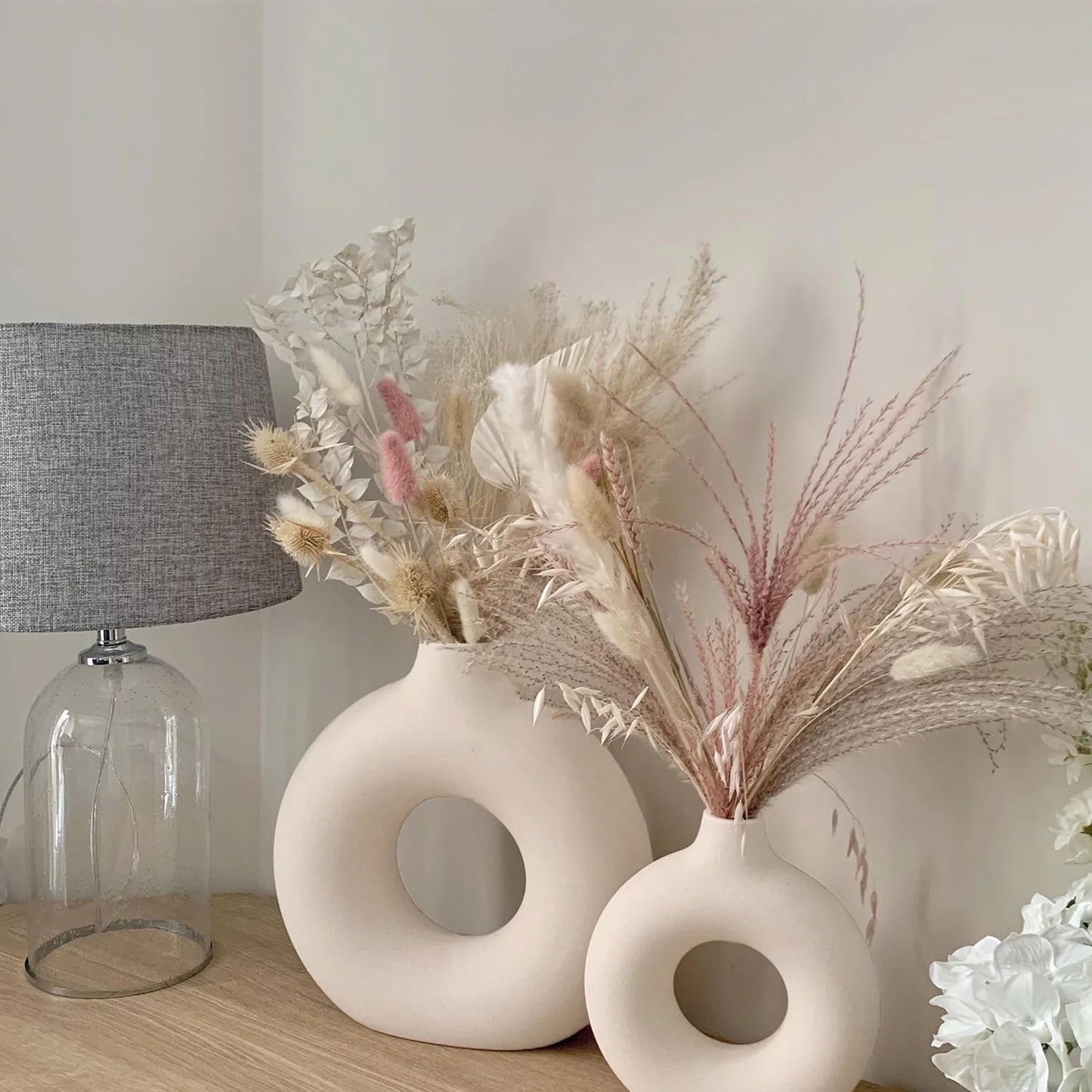 Ceramic Vases for Home Decor, Set of 2 Donut Vases, Modern Vase, White Vases, Farmhouse Vase, Decorative Vase, round Boho Vase for Bookshelf, Mantel, Table, Fireplace Decor